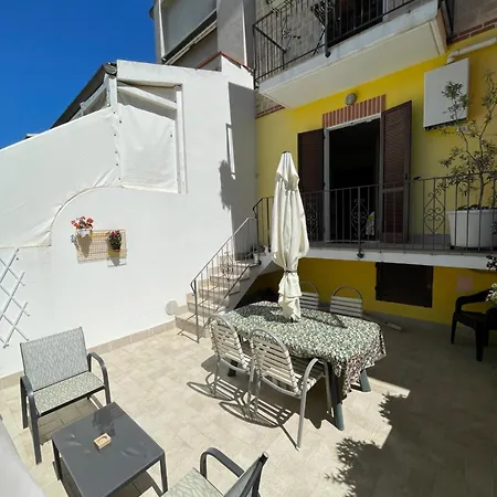 Arra - & Guest house