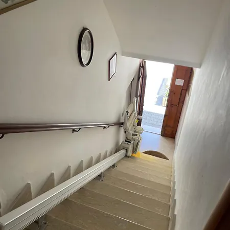 Guest house Arra - &