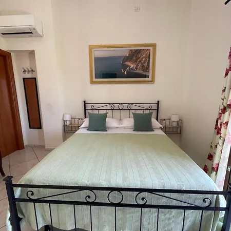 Arra - & Guest house 3*